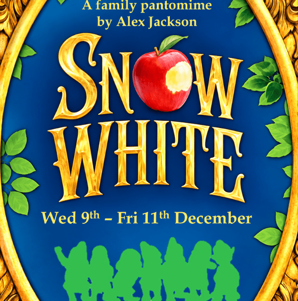 Snow White - A family pantomime banner image