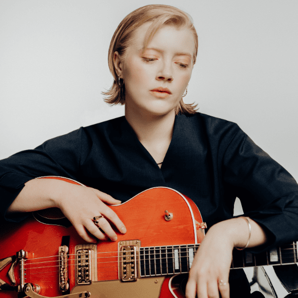 Rosie Frater-Taylor (Up Close) banner image