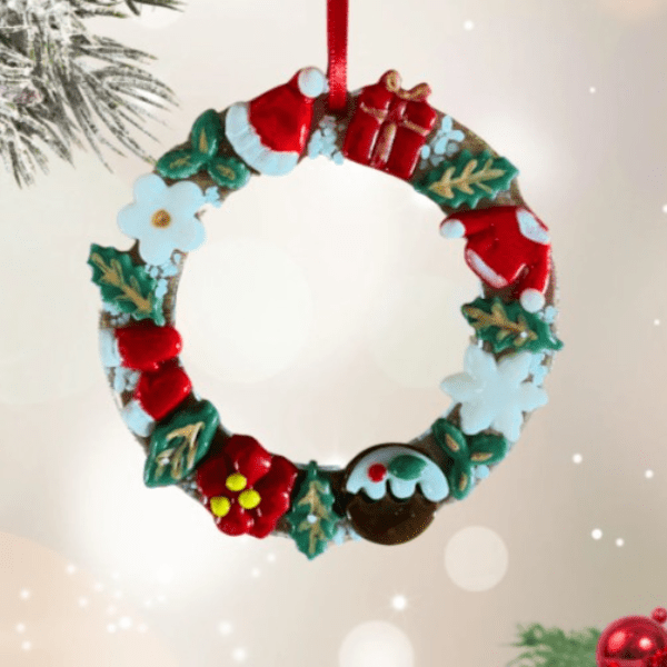 Workshop: Fused Glass - Christmas Wreath banner image