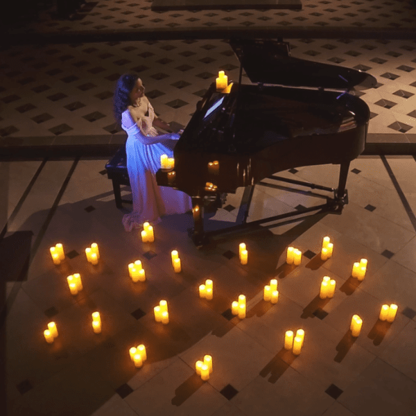 Ultimate Chill: piano music by Einaudi banner image