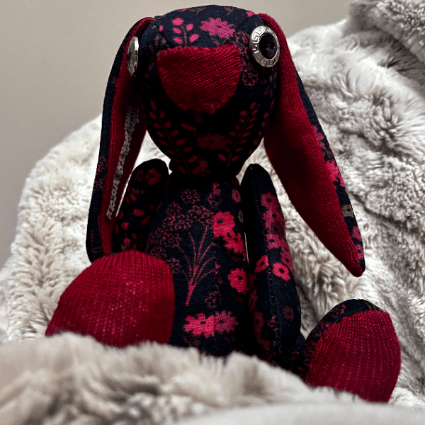 Heritage Craft Workshop: Memory Making with Treasured Textiles banner image