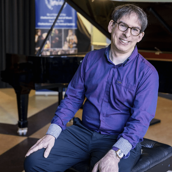 Chamber Music Weymouth presents.... DUNCAN HONEYBOURNE piano banner image